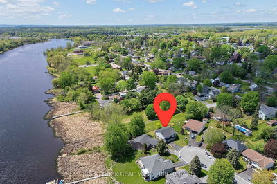 150 Shoreline Cres, Greater Napanee - Greater Napanee image-0-3