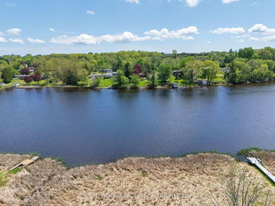150 Shoreline Cres, Greater Napanee - Greater Napanee image-0-4