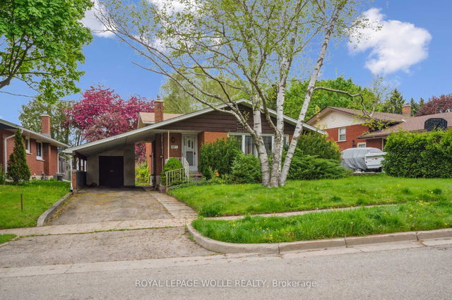 207 Sweetbriar Drive