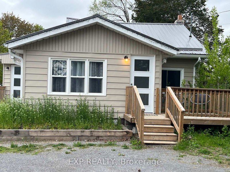 22166 Loyalist Pkwy, Quinte West - Murray Ward image-0-0