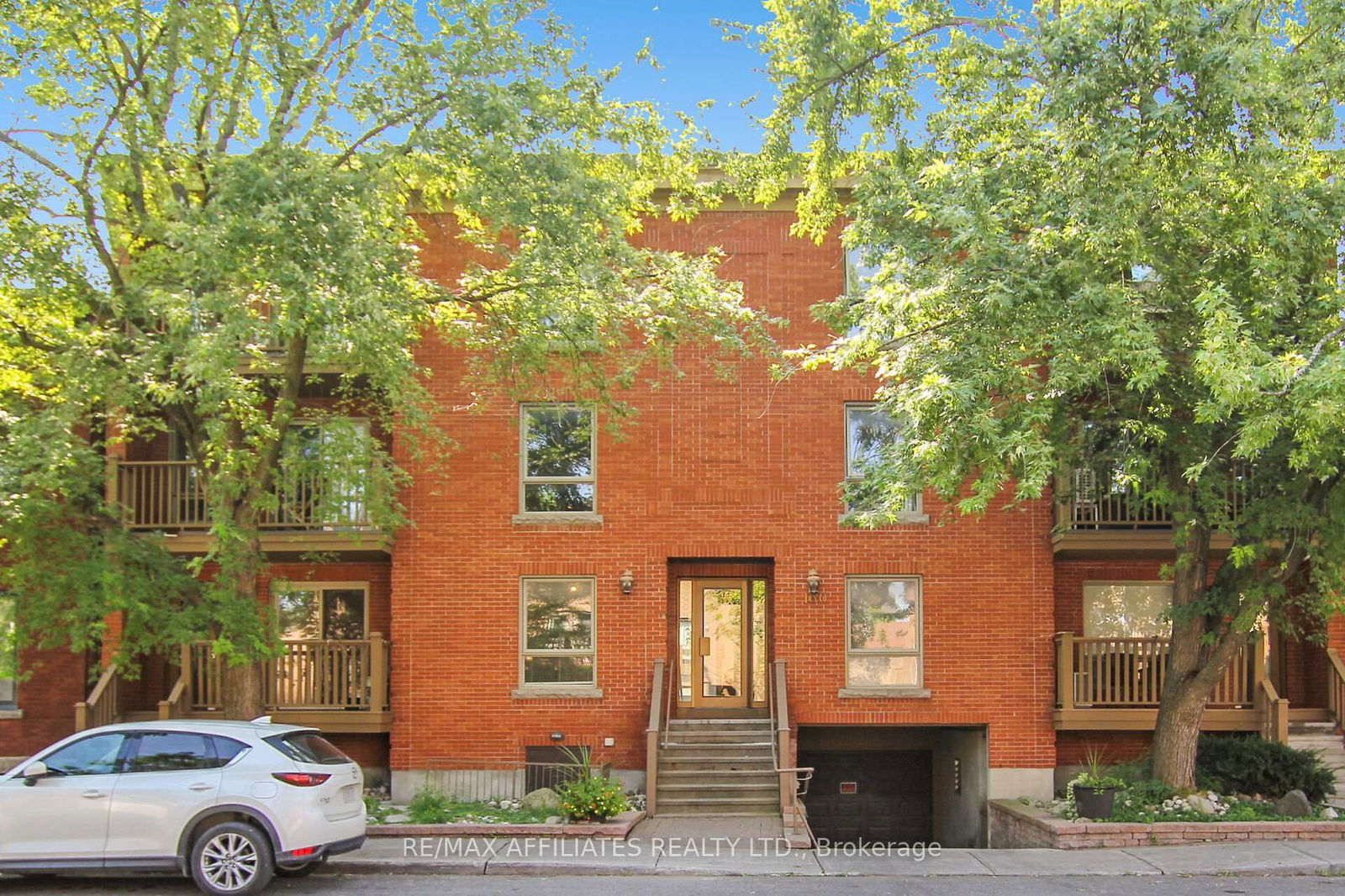 Condo for sale at #1-160 Bruyere Street, Ottawa, Lower Town/Byward Market, K1N 5E1 - MLS: X12158260
