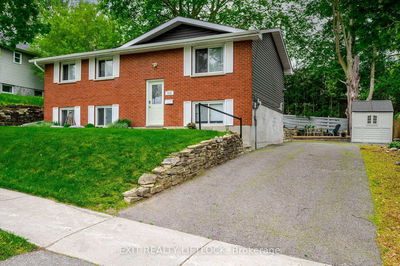 210 Antrim St, Peterborough Central - 3 North image-0-1