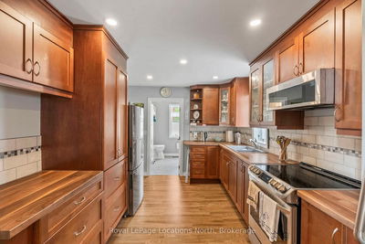 1071 6th Ave, Owen Sound - Owen Sound image-0-4
