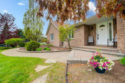 38 Oakridge Dr, Brighton - Rural Brighton image-0-1