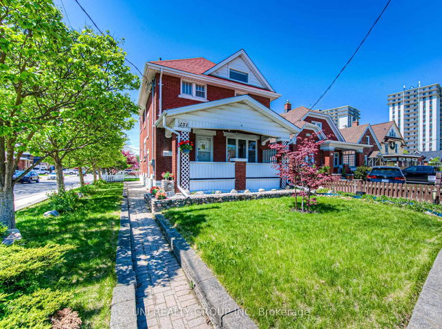 251 Margaret Avenue