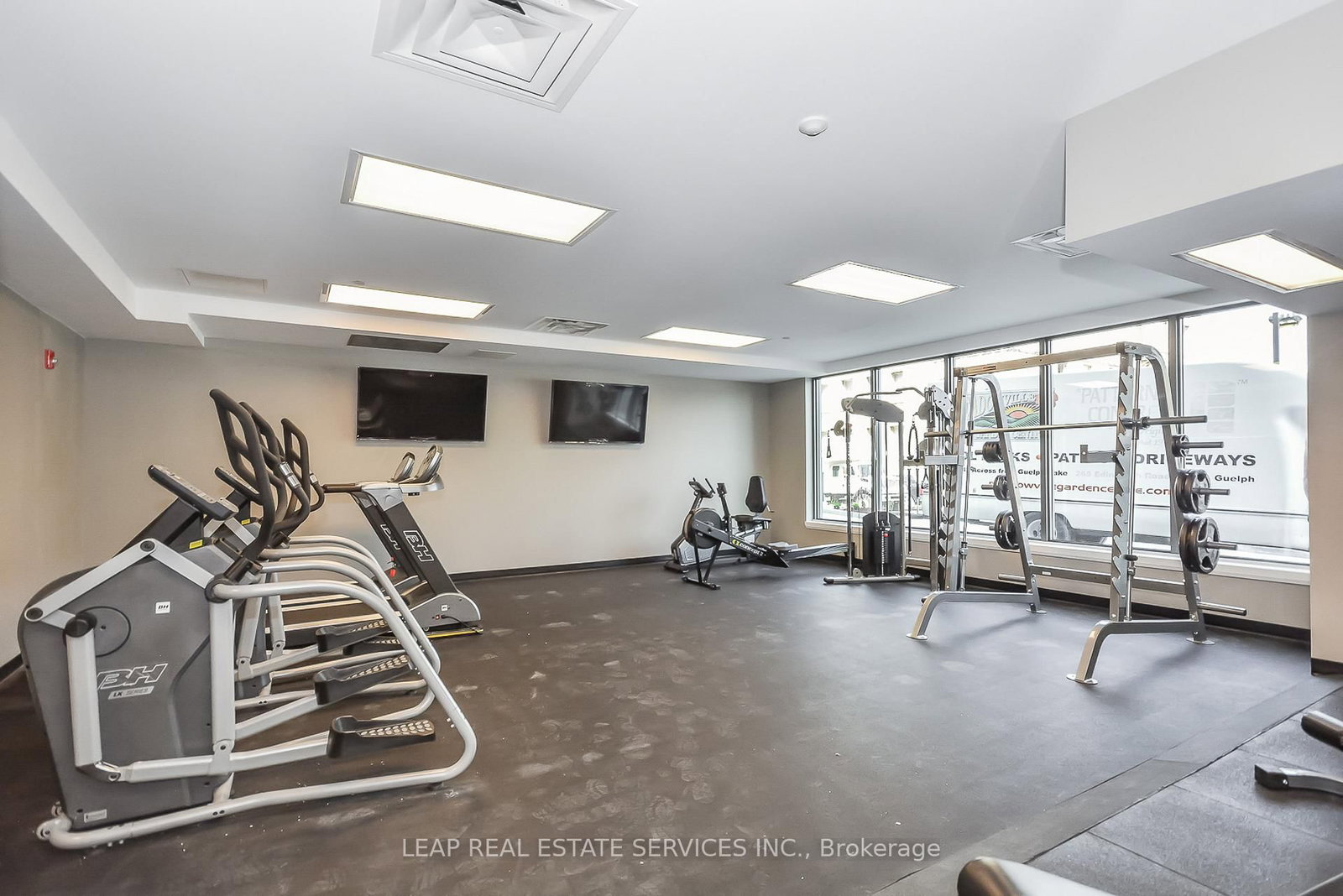 53 Arthur Street S, Unit 302 - Photo 14