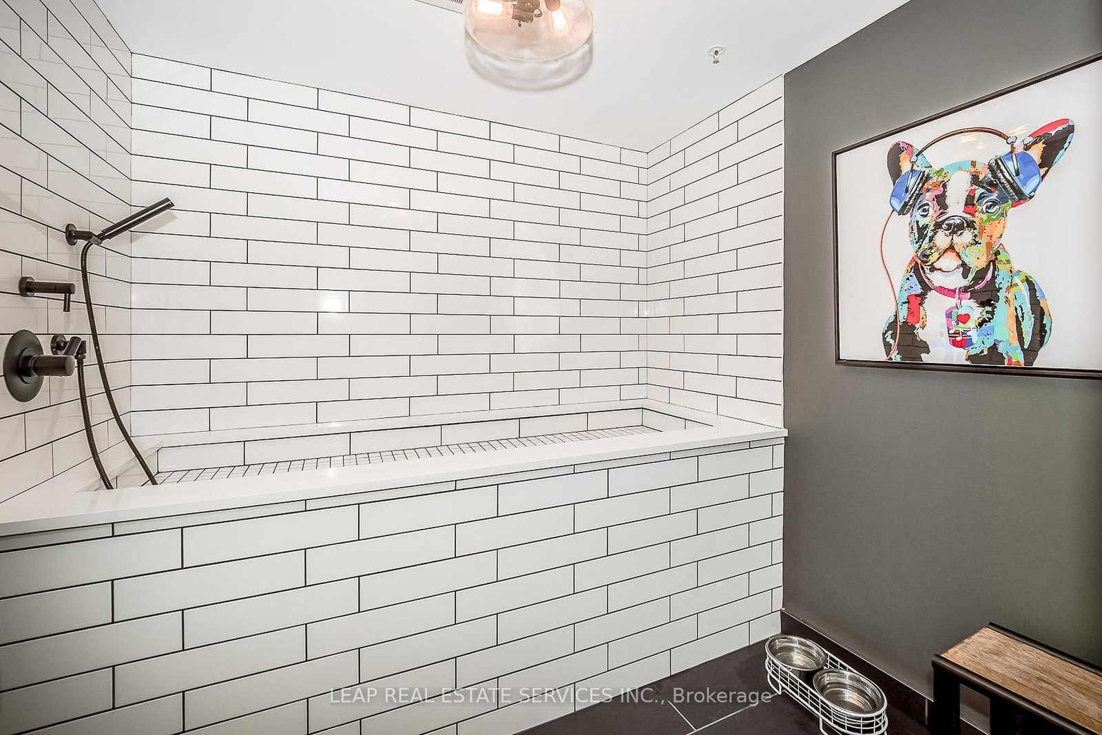 53 Arthur Street S, Unit 302 - Photo 18
