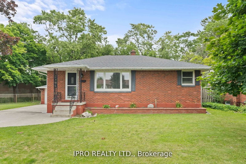 2504 Askin Ave, Windsor -  image-0-0