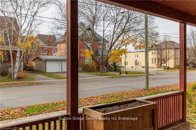 60 Wellington St, Woodstock - North image-0-2