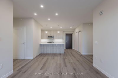 Unit 602 — 118 West St, Port Colborne - Sugarloaf image-0-2