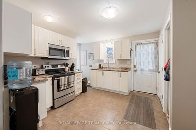 165 Pearl St, Brockville - Brockville image-0-2
