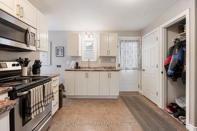 165 Pearl St, Brockville - Brockville image-0-4