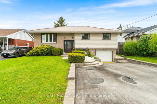 12 Chown Crescent