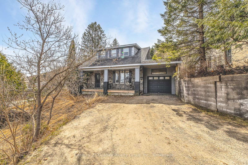 690 Mountain St, Dysart et al -  image-0-0