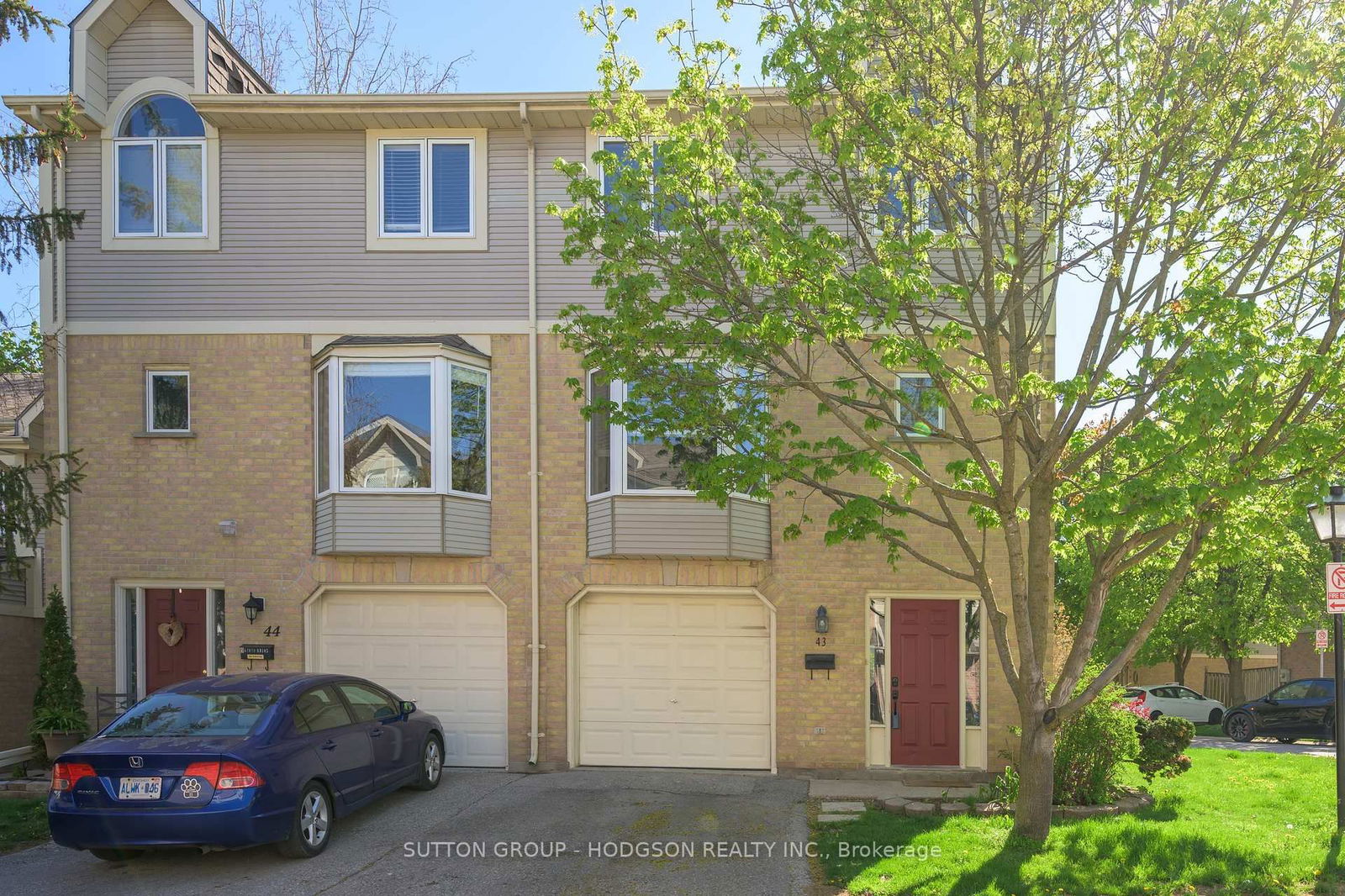 Townhouse for sale at 43-9 Ailsa Place, London South, South J, N5Z 4Z6 - MLS: X12159311