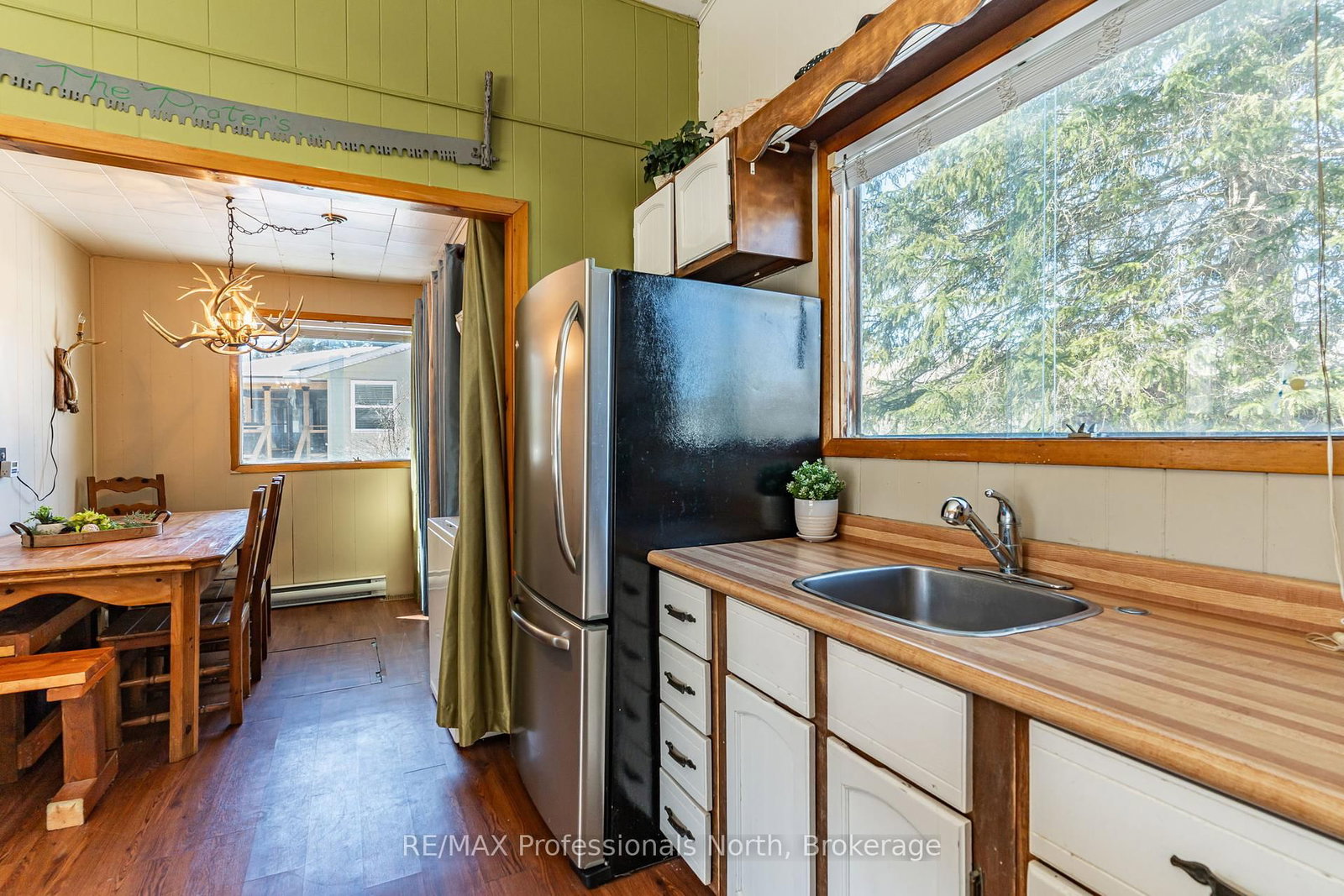 Listing Image 7