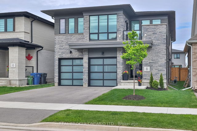8 Ryder Avenue
