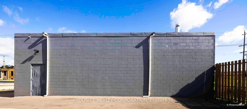 1810 Barton St E, Hamilton, L8H 2Y6 | Image 3