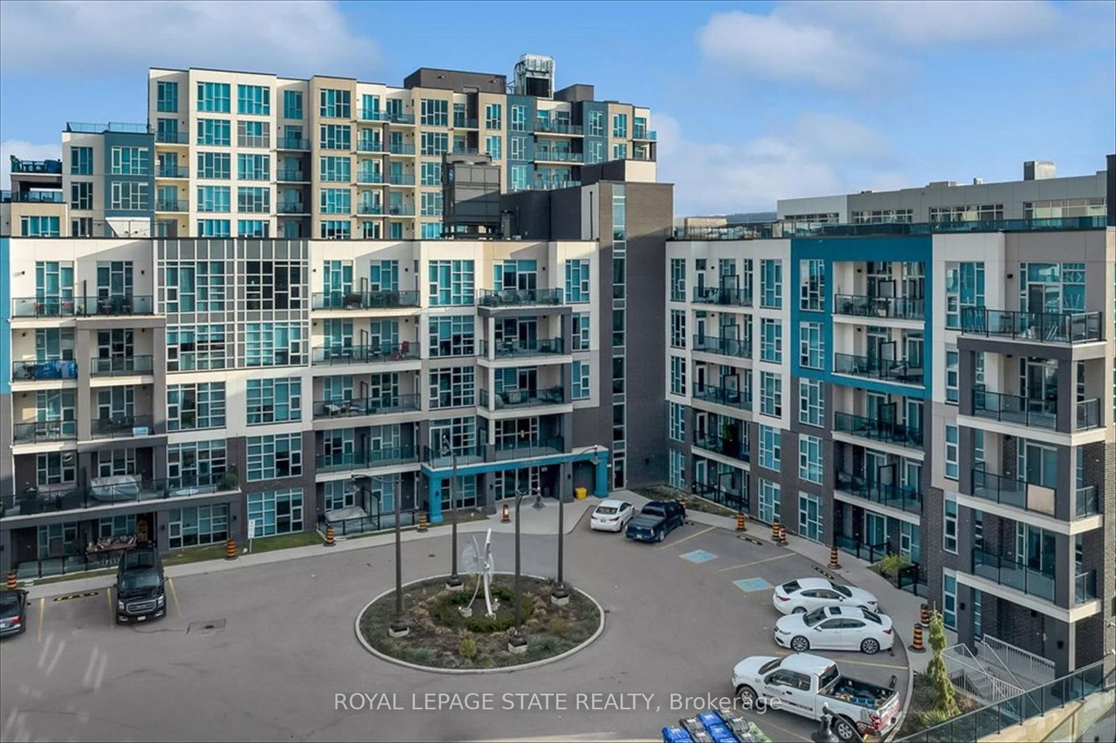 Condo for sale at 416-10 Concord Place, Grimsby, Grimsby Beach, L3M 0G6 - MLS: X12159463