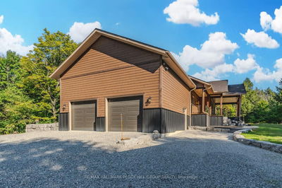 4571 Aspdin Rd, Muskoka Lakes - Cardwell image-0-2