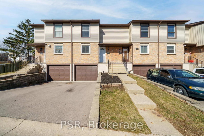 17 - 10 Angus Rd, Hamilton, L8K 6K3 | Image 3