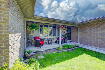 1076 Henry St, Wellesley -  image-0-3