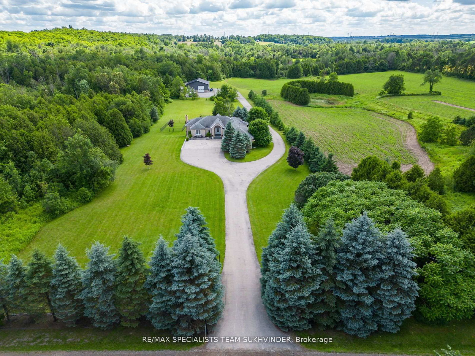 Detached House for sale at 5224 6th Line, Erin, Rural Erin, L7J 2L8 - MLS: X12159784