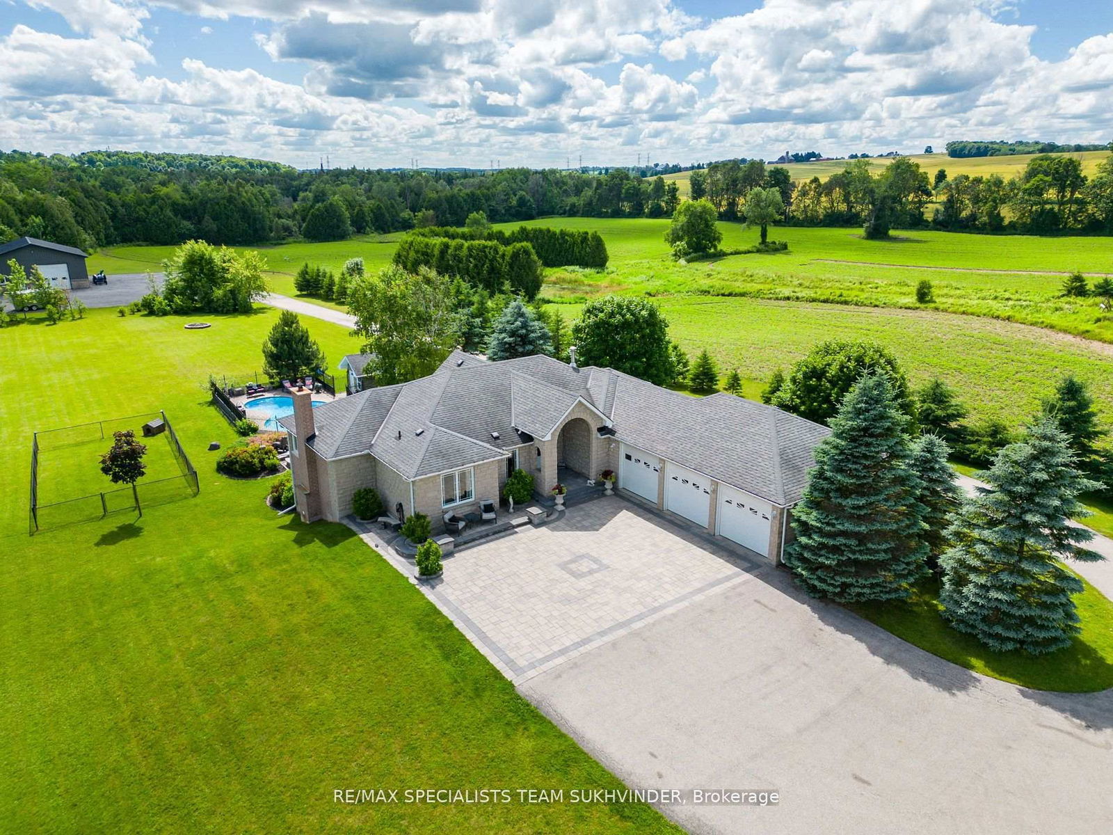 Detached House for sale at 5224 6th Line, Erin, Rural Erin, L7J 2L8 - MLS: X12159784