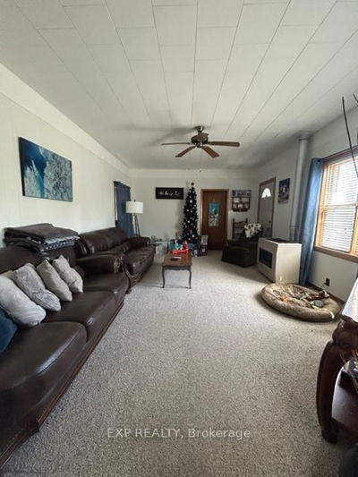 16 Berry St, Chatham-Kent - Chatham-Kent image-0-2