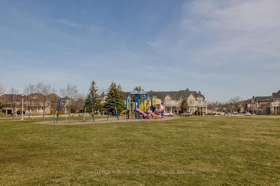 186 Springstead Ave, Hamilton - Winona Park image-0-3