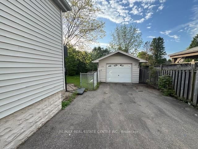 175 ROSEDALE Avenue