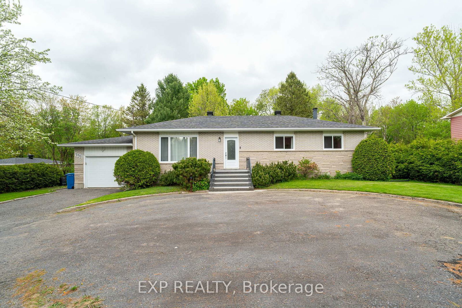 Detached House for sale at 751 Pattee Road, Hawkesbury, Hawkesbury, K6A 2R2 - MLS: X12160001