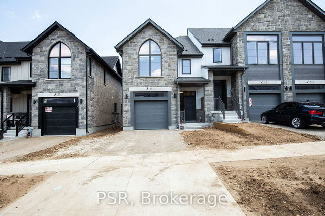 41 Queensbrook Crescent