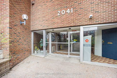 Unit 206 — 2041 Arrowsmith Dr, Ottawa - Beacon Hill South image-0-1