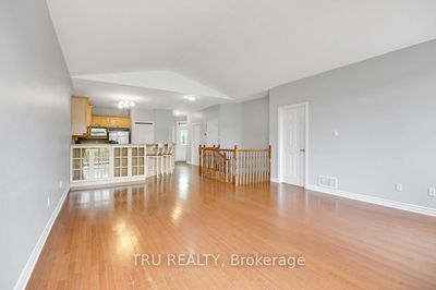 108 VILLAGEVIEW Private, Carp - Carp image-0-2