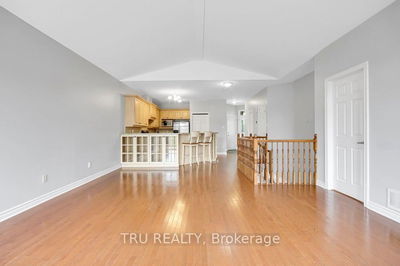 108 VILLAGEVIEW Private, Carp - Carp image-0-3