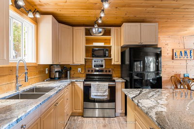1060 Inawendawin Rd, Lake of Bays - Ridout image-0-3