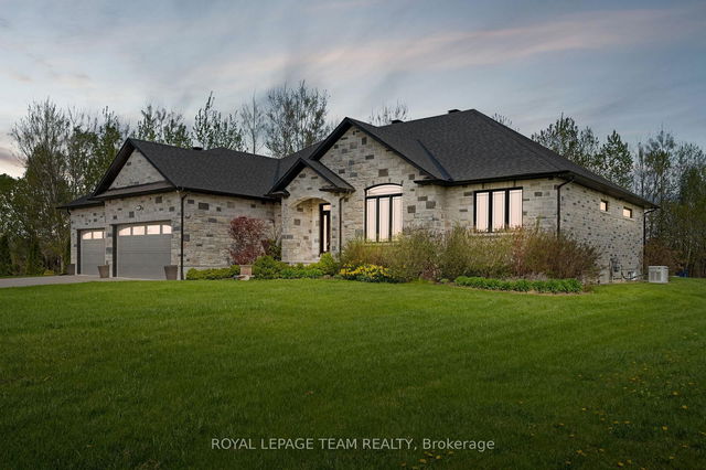 7384 Blue Water Crescent
