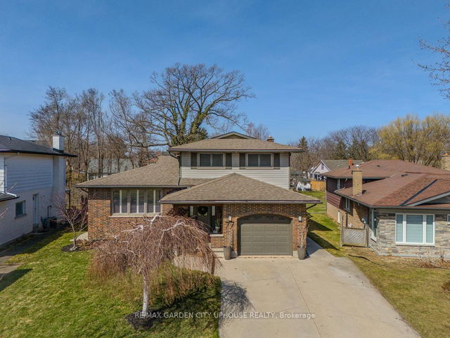 77 MONARCH PARK Drive