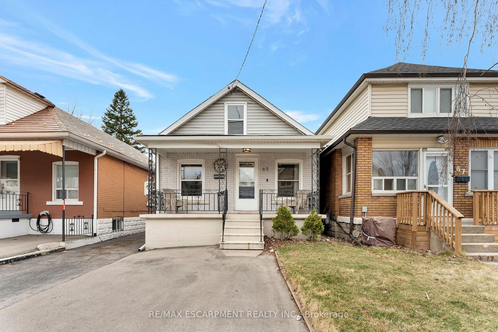 Detached House for sale at 65 Connaught Avenue, Hamilton, Gibson, L8L 6Y9 - MLS: X12160980