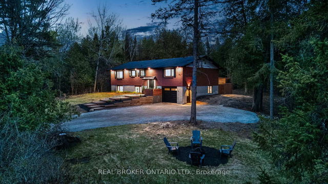 833 Beavertail Road