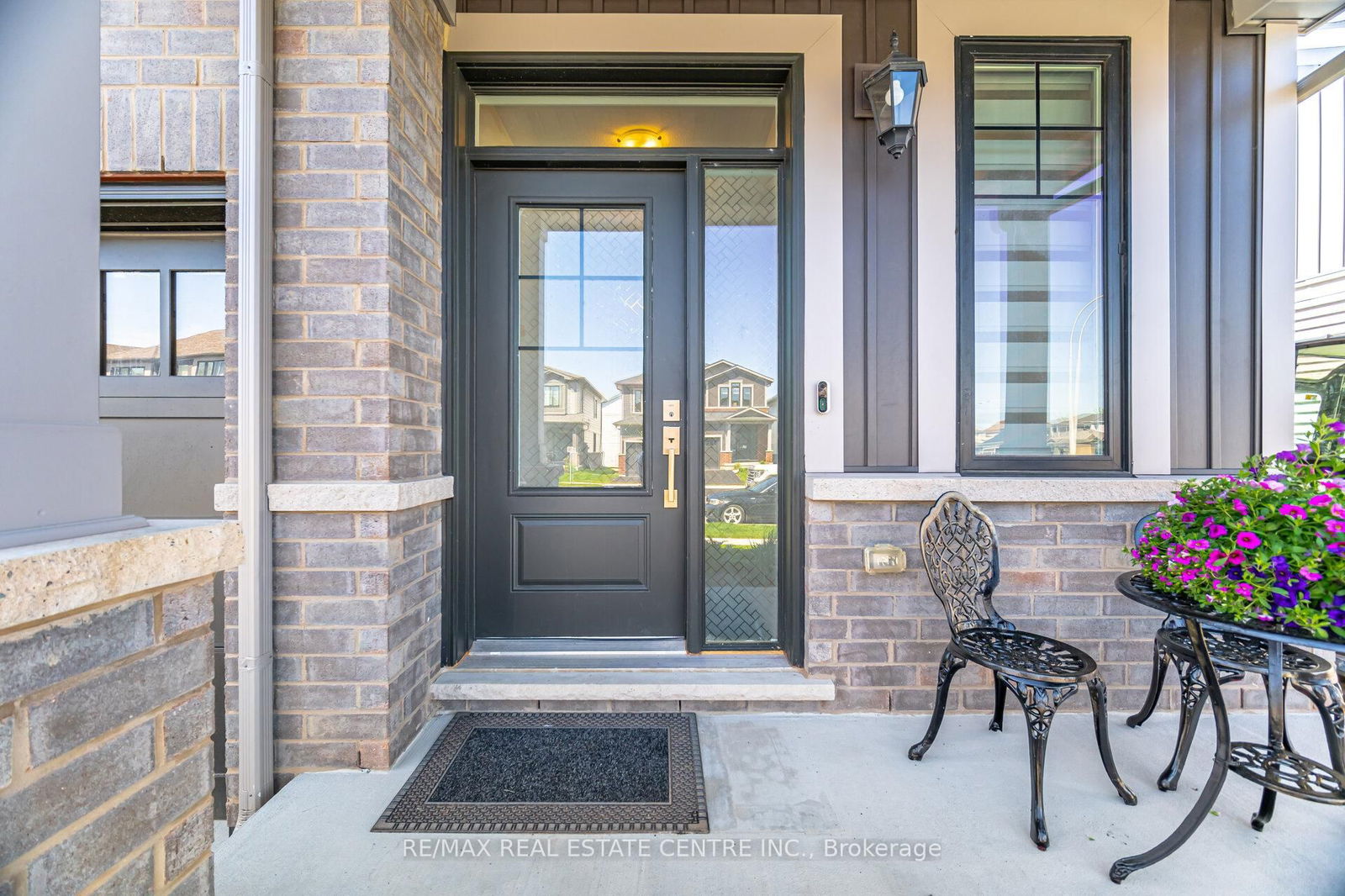 Detached House for sale at 141 Terrace Drive, Grimsby, Grimsby East, L3M 0L2 - MLS: X12161165