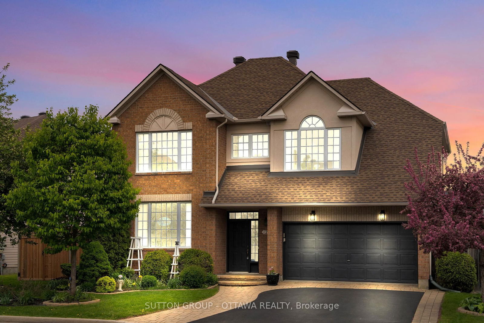 Detached House for sale at 123 Annapolis Circle, Ottawa, Hunt Club, K1V 1Z3 - MLS: X12161184