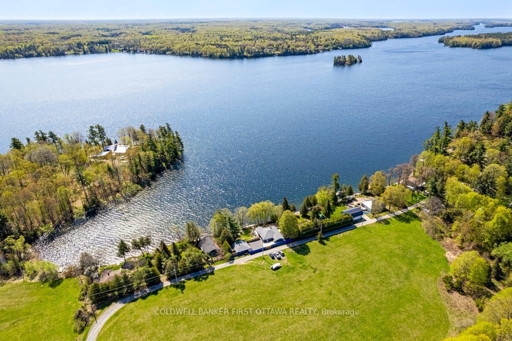 Detached House for sale at 889 Jones Point Road, Perth, Bathurst/Burgess & Sherbrooke (North Burgess) Twp, K7H 3C7 - MLS: X12161354