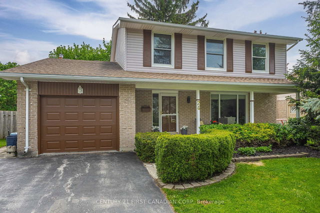 24 Bartlett Crescent