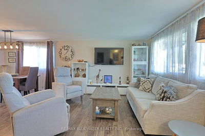 236 Pebble Beach Pkwy, South Huron - Stephen image-0-3
