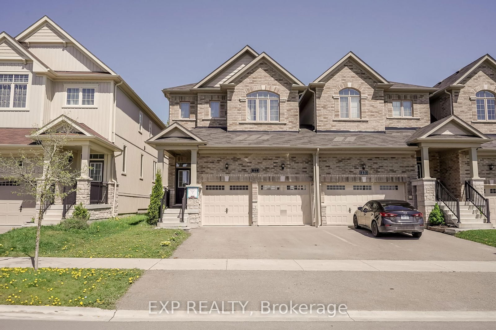 Townhouse for sale at 11 Highlands Boulevard, Cavan Monaghan, Millbrook, L0A 1G0 - MLS: X12161552