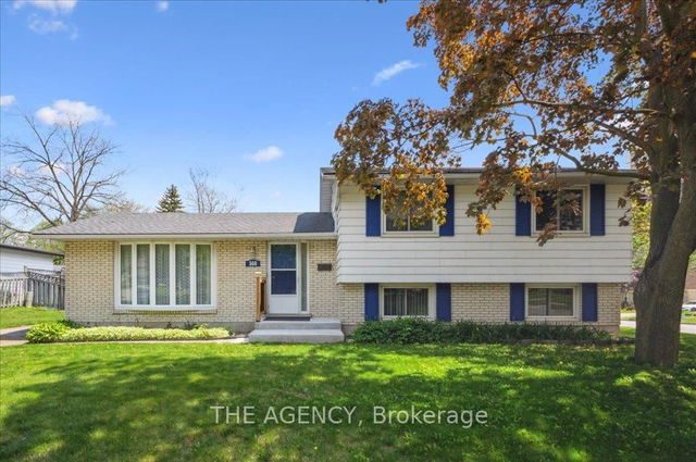 148 Pepperwood Crescent