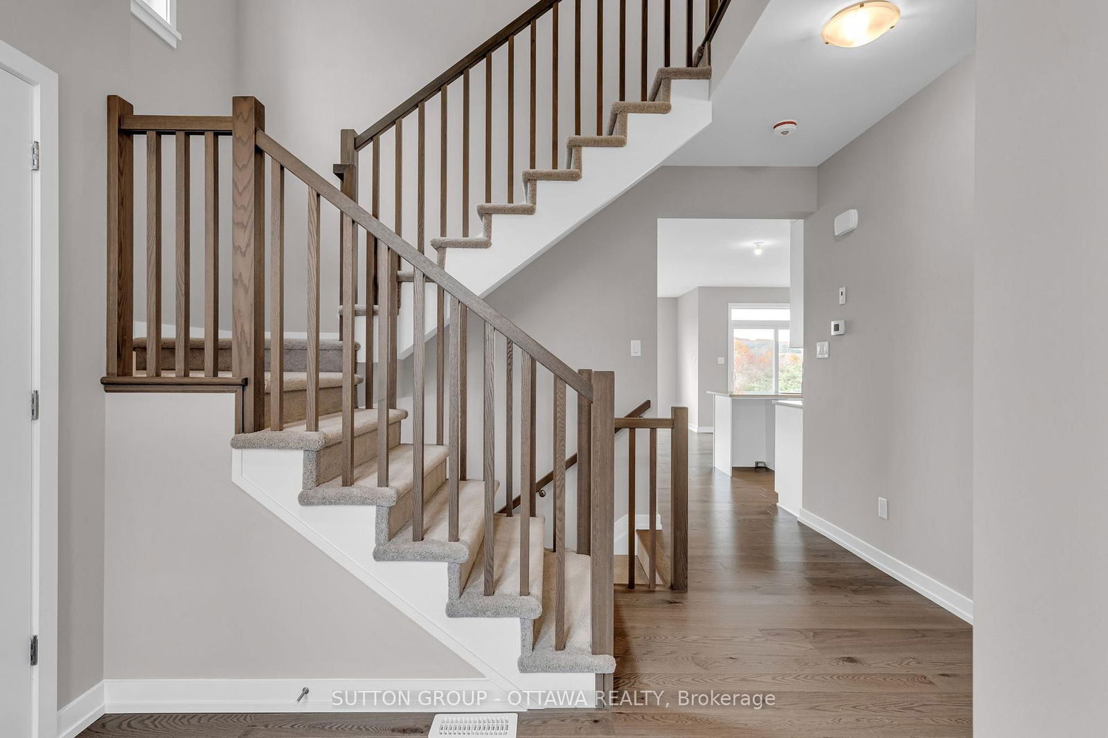 Detached House for sale at 1195 BRONZE Avenue, Clarence-Rockland, Clarence/Rockland Twp, K4K 0M9 - MLS: X12161609