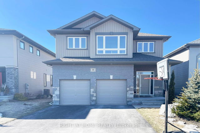 170 ESCARPMENT Crescent